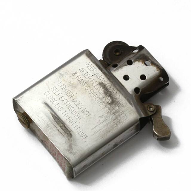 絶版/ヴィンテージ Zippo ジッポー 中古 2014年製造フェザーメタル