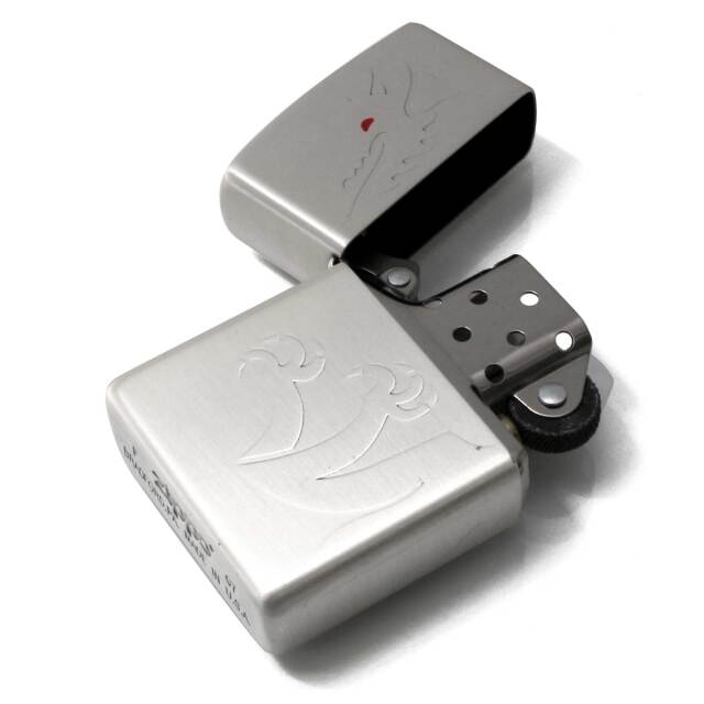 絶版/ヴィンテージ Zippo ジッポー 中古 2007年製造赤眼 ドラゴン [S