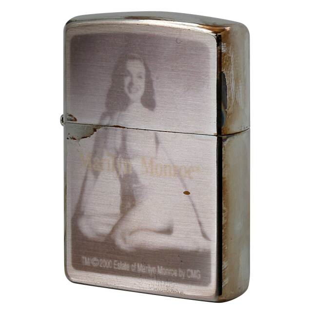 絶版/ヴィンテージ Zippo ジッポー 中古 2001年製造 マリリン・モンロー モノクロ セクシー  [C]使用感あり傷汚れあり