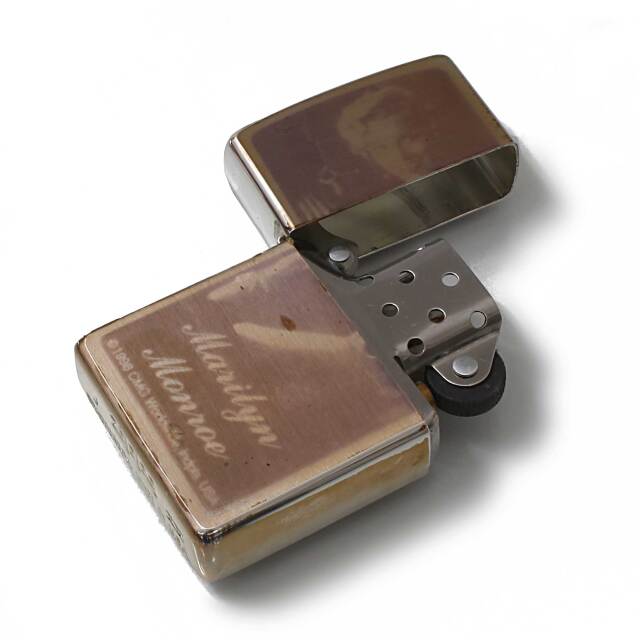 絶版/ヴィンテージ Zippo ジッポー 中古 1999年製造マリリン・モンロー
