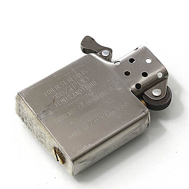 絶版/ヴィンテージ Zippo ジッポー 中古 2000年製造スロット CATS EYE