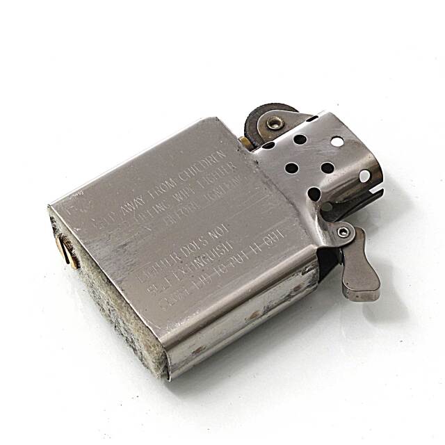 絶版/ヴィンテージ Zippo ジッポー 中古 1996年製造ウインディ WINDY