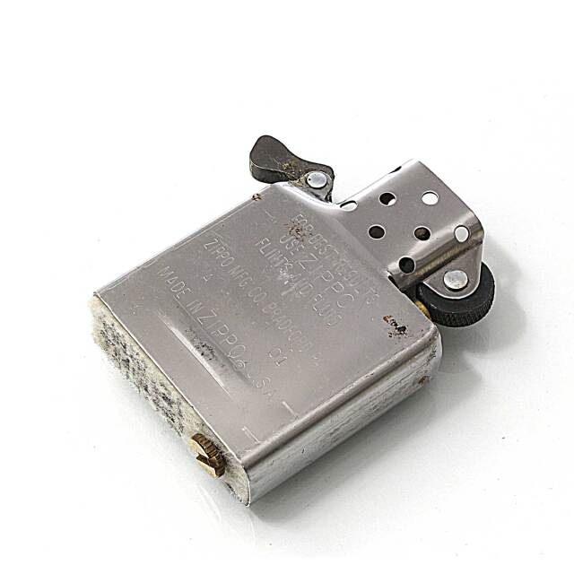 絶版/ヴィンテージ Zippo ジッポー 中古 2000年製造幾何学蔦模様