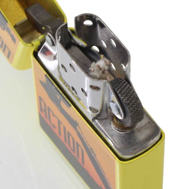 絶版/ヴィンテージ Zippo ジッポー 中古 2016年製造LIGHTS CAMERA