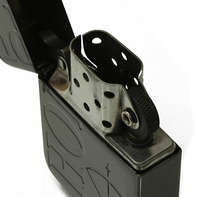 絶版/ヴィンテージ Zippo ジッポー 中古 2001年製造1941レプリカ 50
