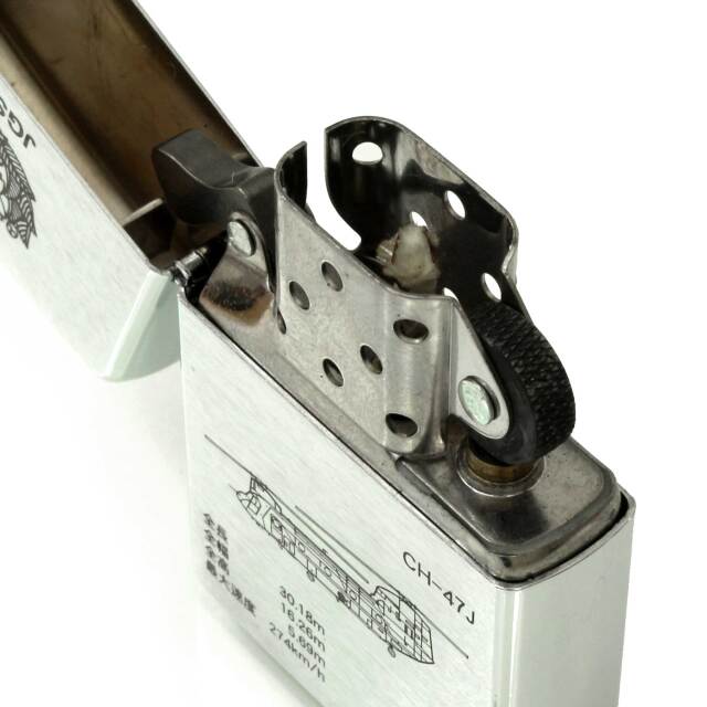 絶版/ヴィンテージ Zippo ジッポー 中古 2002年製造陸上自衛隊
