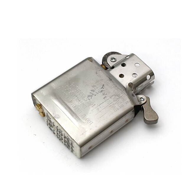 絶版/ヴィンテージ Zippo ジッポー 中古 2003年製造ARMOR TRIVAL