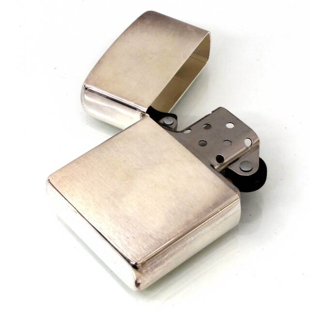 絶版/ヴィンテージ Zippo ジッポー 中古 2005年製造シルバー プレート