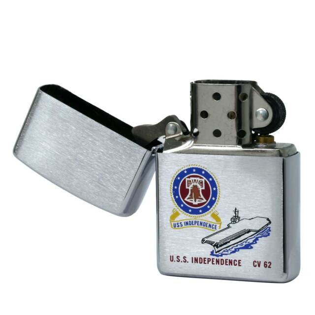 絶版/ヴィンテージ Zippo ジッポー 中古 2001年製造U.S.S. 