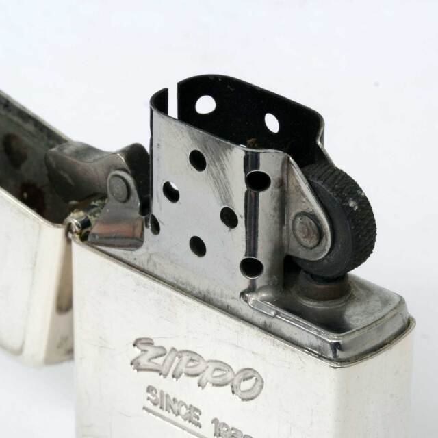 絶版/ヴィンテージ Zippo ジッポー 中古 1989年製造ZIPPO LOGO 絶版/ヴィンテージ Zippo ジッポー 中古 1989年製造ZIPPO LOGO
