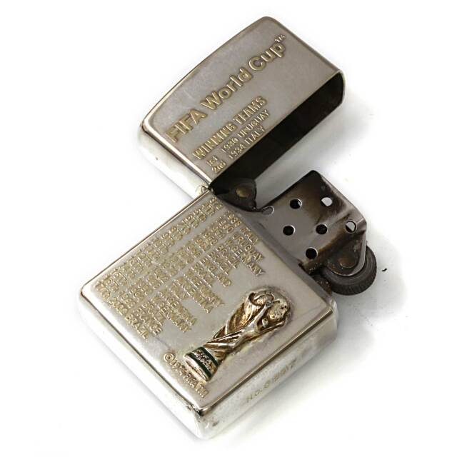 絶版/ヴィンテージ Zippo ジッポー 中古 2005年製造FIFA World Cup