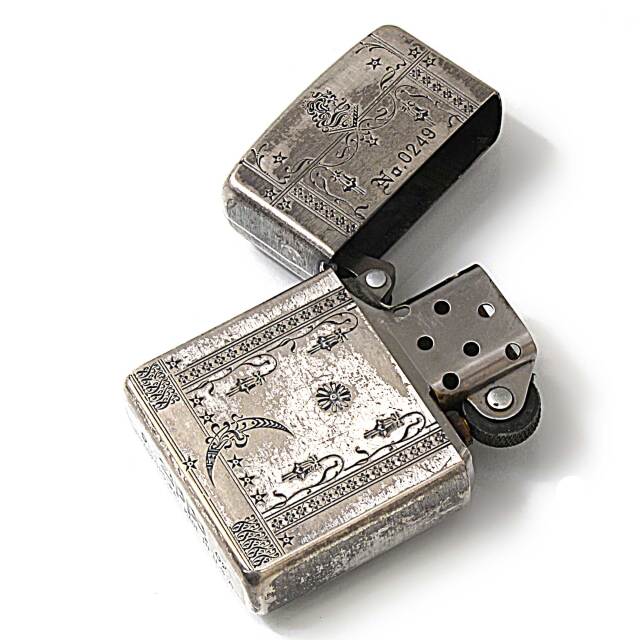 Zippo【2002年購入】最終値下げ！ 絶版/ヴィンテージ Zippo ジッポー 中古 2002年製造アラベスク柄 花と