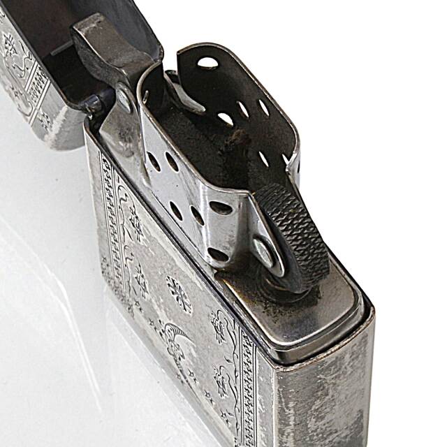 絶版/ヴィンテージ Zippo ジッポー 中古 2002年製造アラベスク柄 花と