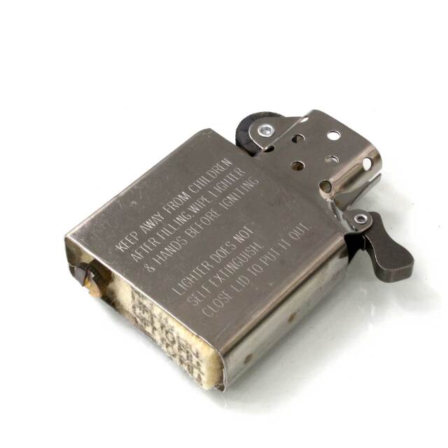 絶版/ヴィンテージ Zippo ジッポー 中古 1999年製造ペティ・ガール The