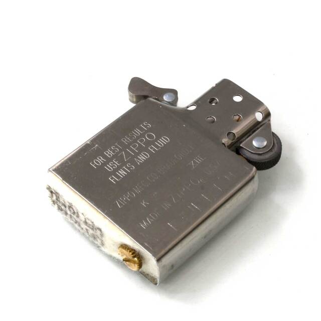 絶版/ヴィンテージ Zippo ジッポー 中古 1998年製造ペティ・ガール The