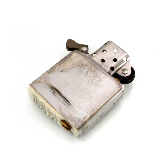 絶版/ヴィンテージ Zippo ジッポー 中古 2002年製造ワイルドターキー 8