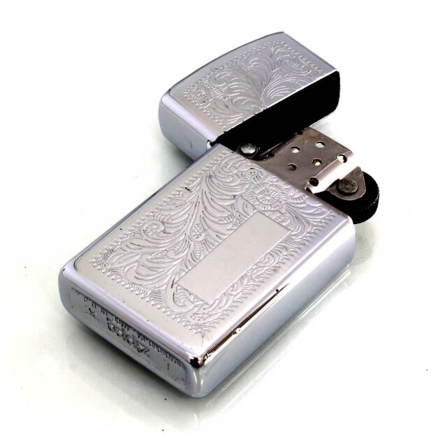 絶版/ヴィンテージ Zippo ジッポー 中古 1994年製造ベネチアン スリム