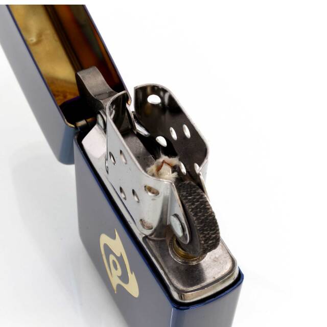 絶版/ヴィンテージ Zippo ジッポー 中古 2002年製造キリン ファイア 缶