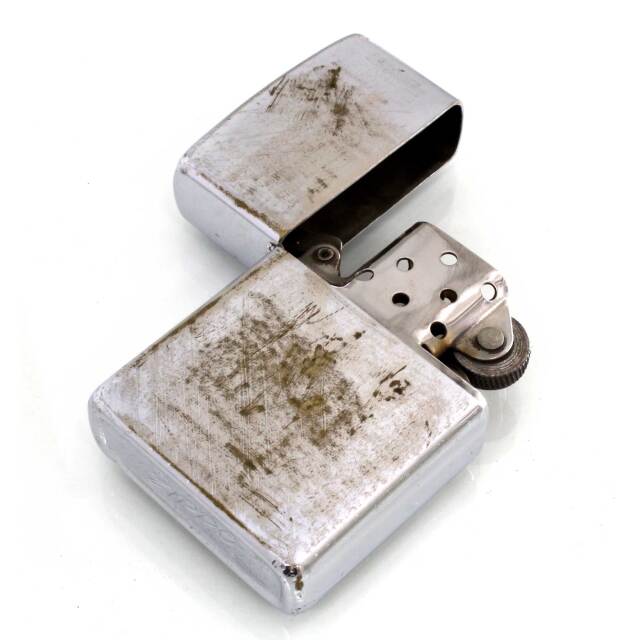 絶版/ヴィンテージ Zippo ジッポー 中古 1977年製造ハイポリッシュ