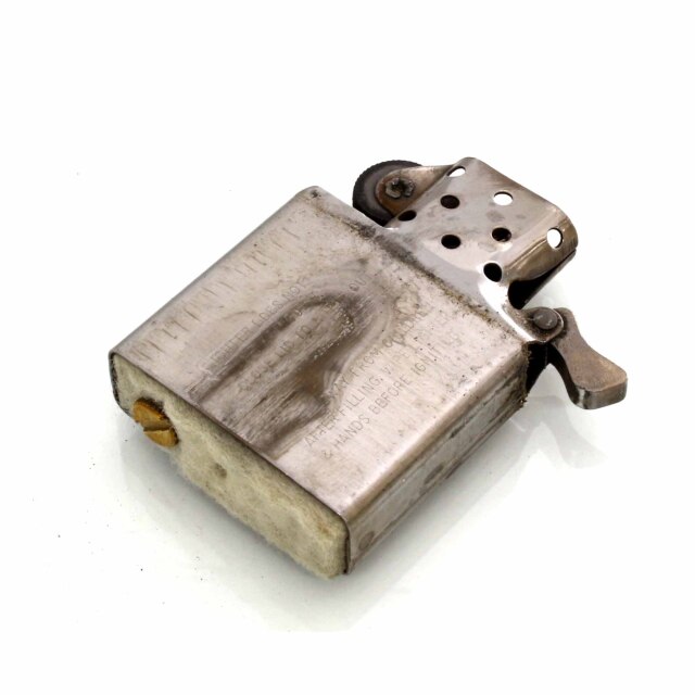 絶版/ヴィンテージ Zippo ジッポー 中古 1985年製造ZIPPO LOGO 赤