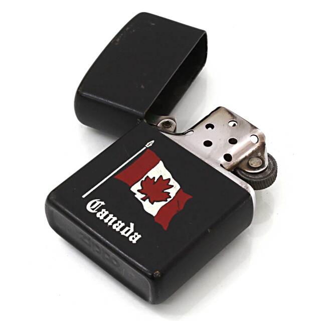 絶版/ヴィンテージ Zippo ジッポー 中古 1988年製造Canada カナダ国旗