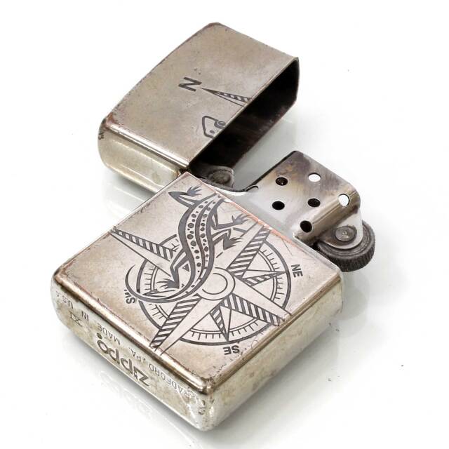 絶版/ヴィンテージ Zippo ジッポー 中古 1995年製造Marlboro マルボロ