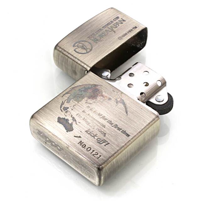絶版/ヴィンテージ Zippo ジッポー 中古 2000年製造2002 FIFA World
