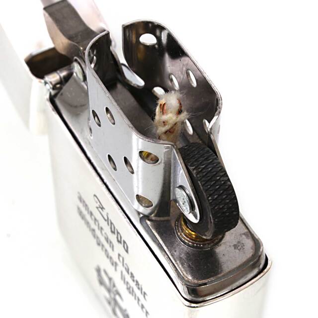 絶版/ヴィンテージ Zippo ジッポー 中古 2002年製造American Classic