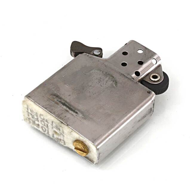絶版/ヴィンテージ Zippo ジッポー 中古 2002年製造1941レプリカ Dog