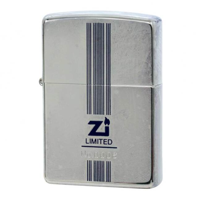 絶版/ヴィンテージ Zippo ジッポー 中古 2001年製造 限定 多機能サバイバルツール付 ZIPPO No.0006  [N]未使用・新品