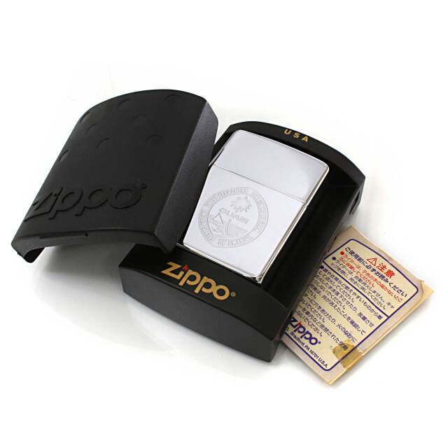 絶版/ヴィンテージ Zippo ジッポー 中古 1990年製造グアム国章 great
