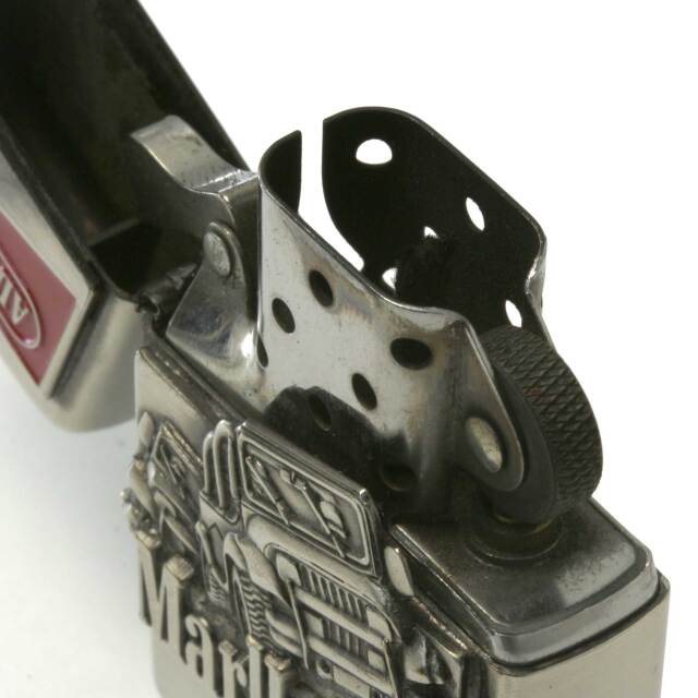 絶版/ヴィンテージ Zippo ジッポー 中古 1998年製造MARLBORO
