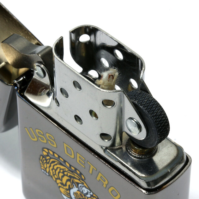 絶版/ヴィンテージ Zippo ジッポー 中古 2003年製造USS Detroit