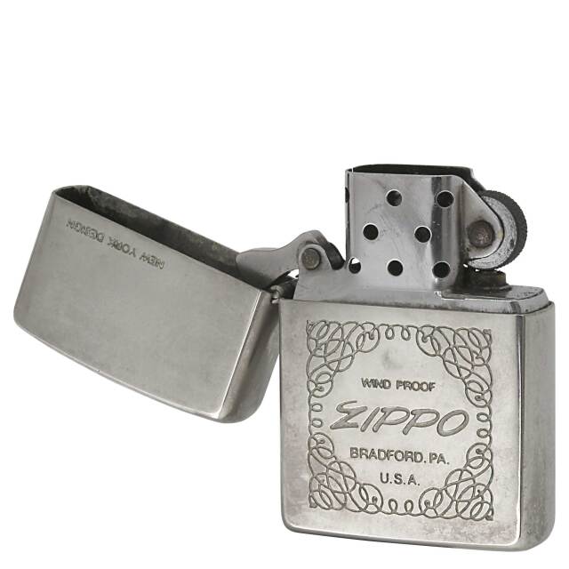 絶版/ヴィンテージ Zippo ジッポー 中古 1993年製造ニューヨーク