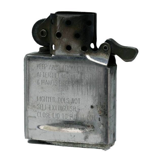 絶版/ヴィンテージ Zippo ジッポー 中古 2009年製造機動戦士ガンダム