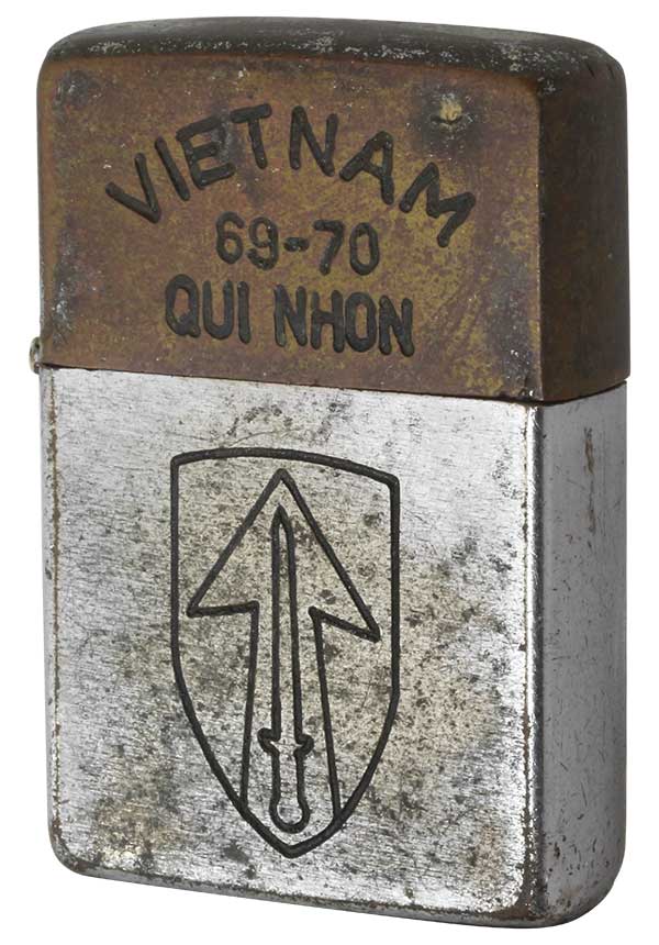 Zippo ジッポー 中古・ベトナムZIPPO 1971年製造 QUI NHON 69-70 