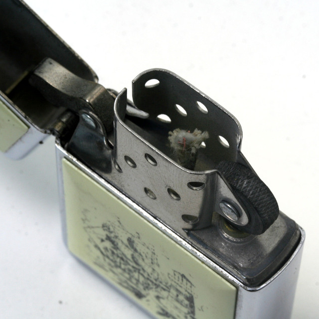 絶版/ヴィンテージ Zippo ジッポー 中古 1995年製造スクリムショー