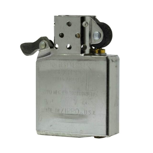 ZIPPO/ジッポー BWL/ビルウォールレザー スカル 2002年　ビンテージ ZIPPO/ジッポー BWL/ビルウォールレザー スカル 2002年