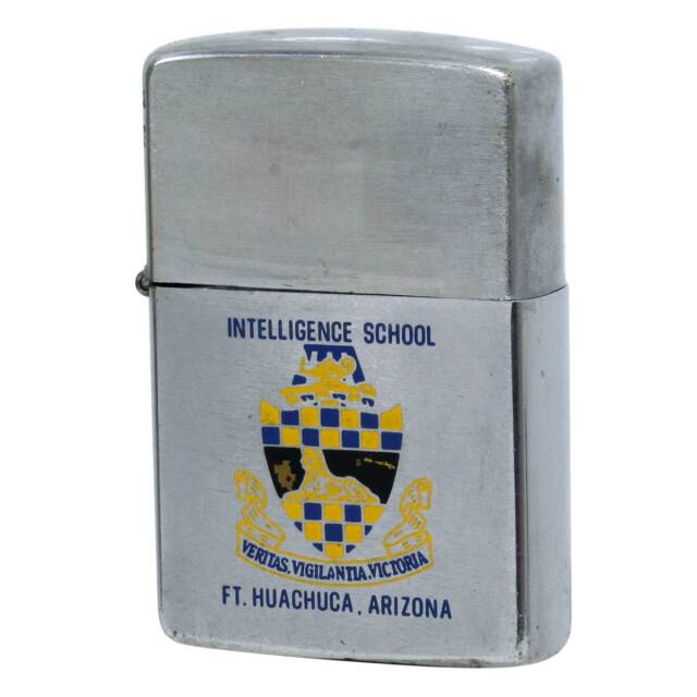 絶版/ヴィンテージ Zippo ジッポー 中古 1978年製造 Intelligence Center and School Veritas Vigilanita Victoria 米国陸軍情報学校  [C]使用感あり傷汚れあり