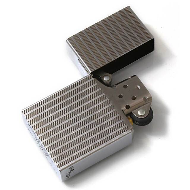 絶版/ヴィンテージ Zippo ジッポー 中古 2000年製造1932レプリカ 限定