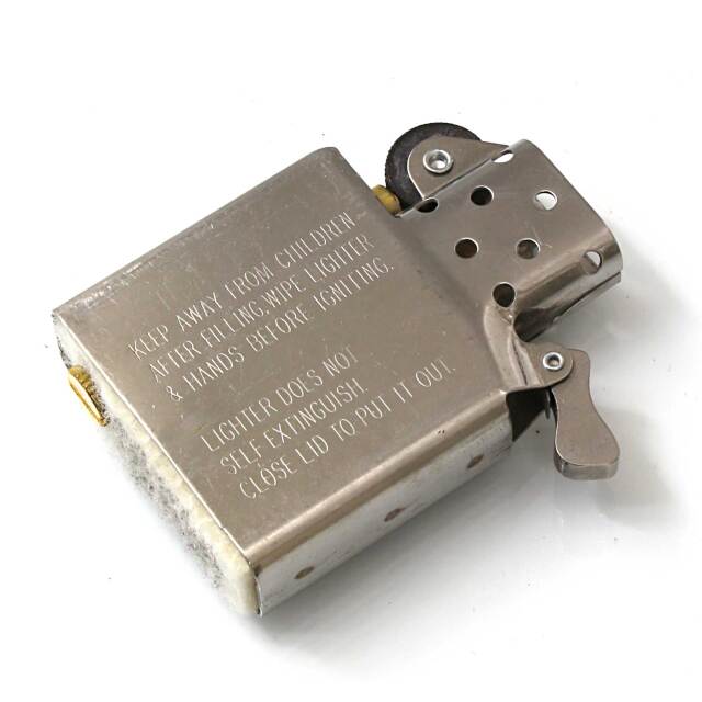 絶版/ヴィンテージ Zippo ジッポー 中古 2000年製造1932レプリカ 絶版/ヴィンテージ Zippo ジッポー 中古 2000年製造1932レプリカ