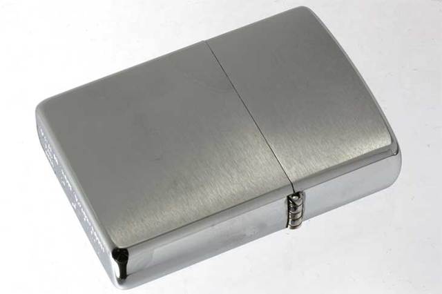 Zippo ジッポー 絶版・2000年製造 くじら 尾びれ A｜Zippo専門店