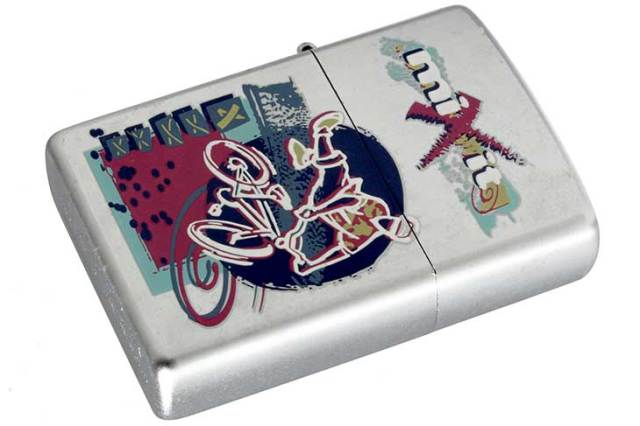 Zippo ジッポー 絶版・1999年製造 EXTREME SPORTS エクストリームスポーツ mixit メール便可