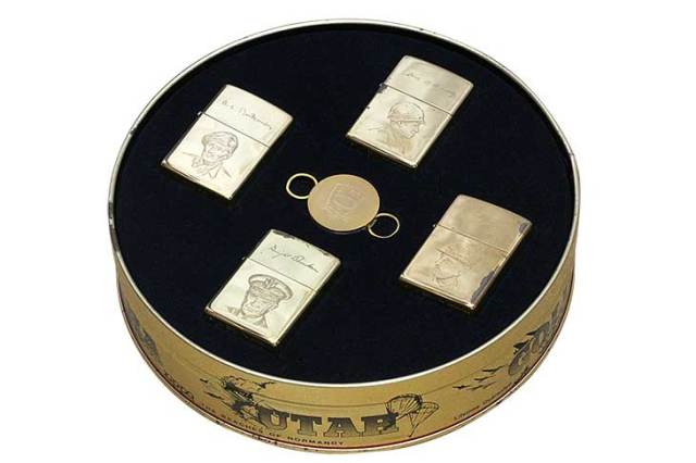 Zippo ジッポー 絶版・1993-1994年製造 メッキ剥がれあり D-DAY NORMANDY 50 YEARS 1944-1994 ノルマンディ50周年記念 4個セット キーリング付き
