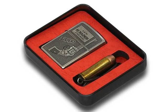 Zippo ジッポー 絶版・1994年製造 HAND SHOT ZIPPO 44 MAGNUM Zippo ジッポー 絶版・1994年製造 HAND SHOT ZIPPO 44 MAGNUM