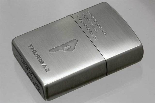 Zippo ジッポー 絶版・1998年製造 ルーン文字 THURISAZ メール便可
