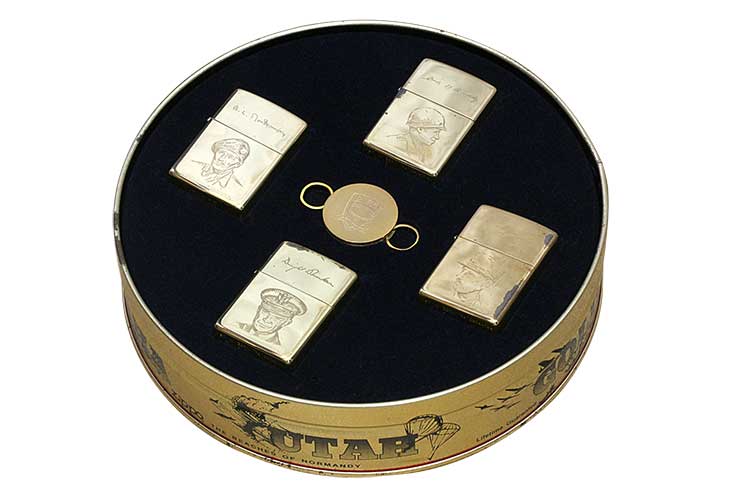Zippo ジッポー 絶版・1993-1994年製造 メッキ剥がれあり D-DAY NORMANDY 50 YEARS 1944-1994 ノルマンディ50周年記念 4個セット キーリング付き