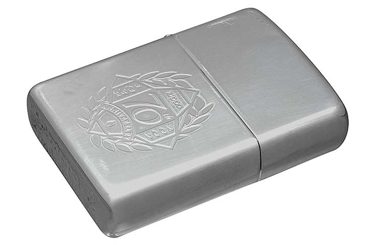 Zippo ジッポー 絶版・2002年製造 70th Anniversary Silver Plate SP-02
