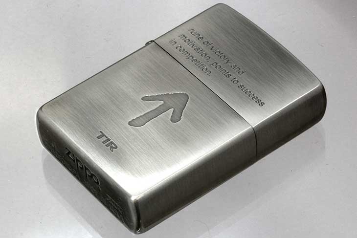 Zippo ジッポー 絶版・1998年製造 ルーン文字 TIR メール便可
