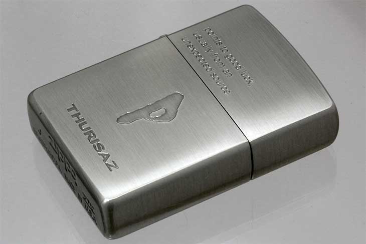 Zippo ジッポー 絶版・1998年製造 ルーン文字 THURISAZ メール便可